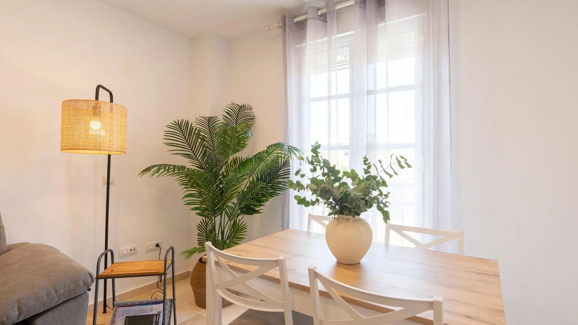 Rosaleda & Old Town Balconies By Ele Apartments Malaga 0*,